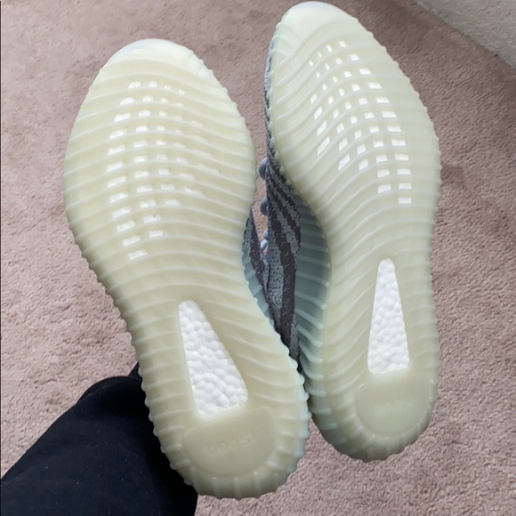 Adidas | Yeezy Boost 350 V2 - Picture 8 of 14